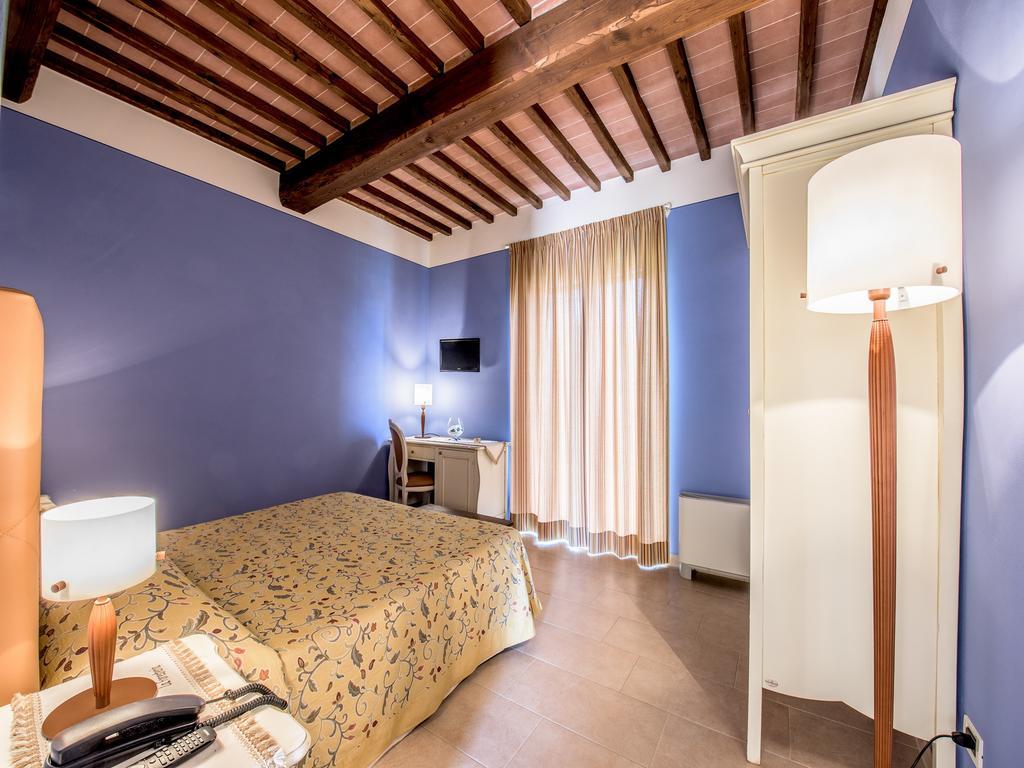 Albergo La Foresteria Bettolle Eksteriør billede
